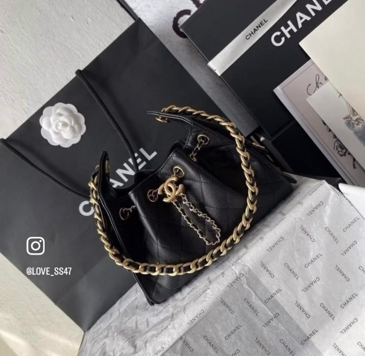 Chanel Caviar Quilted Small Chanel Handbag