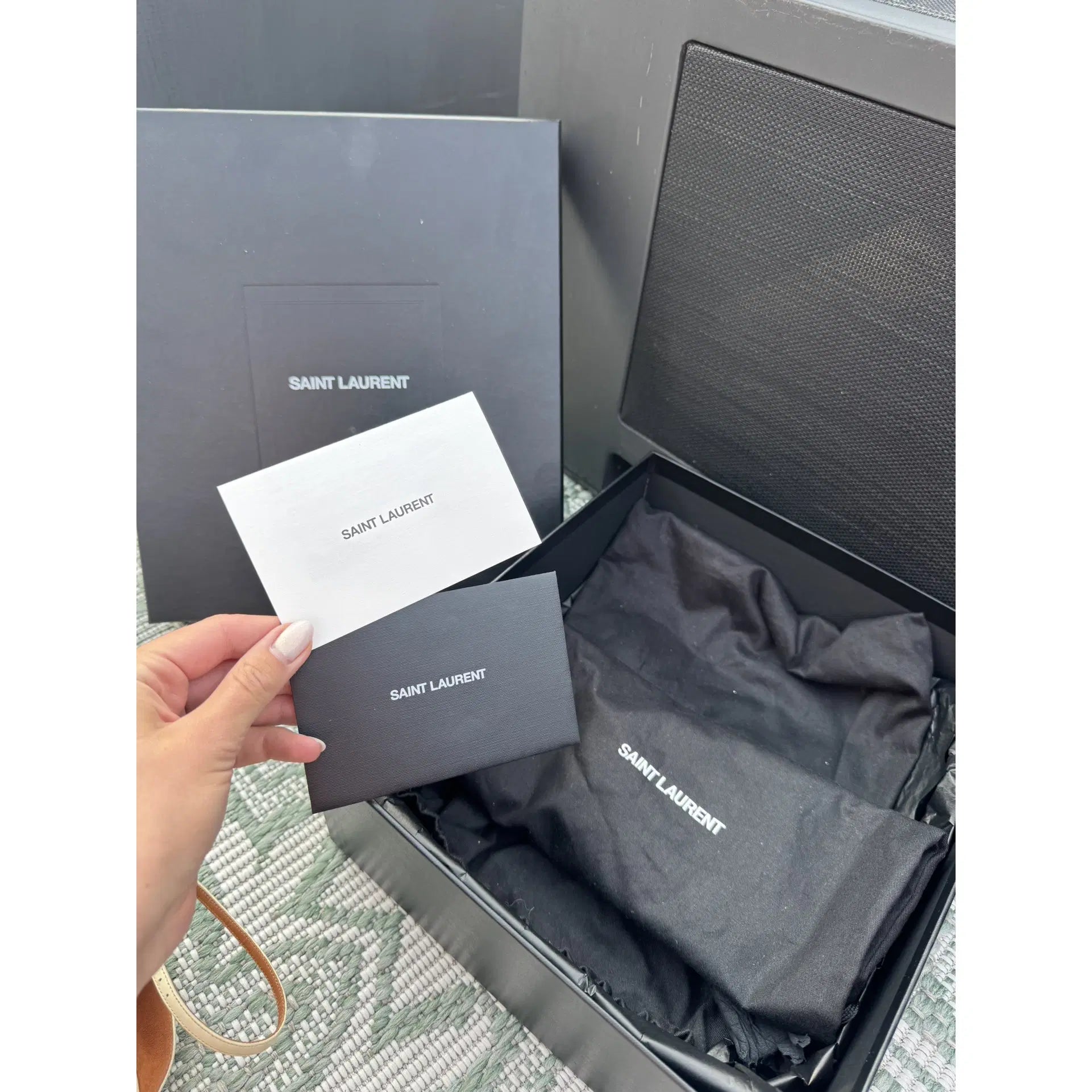 Yves saint laurent